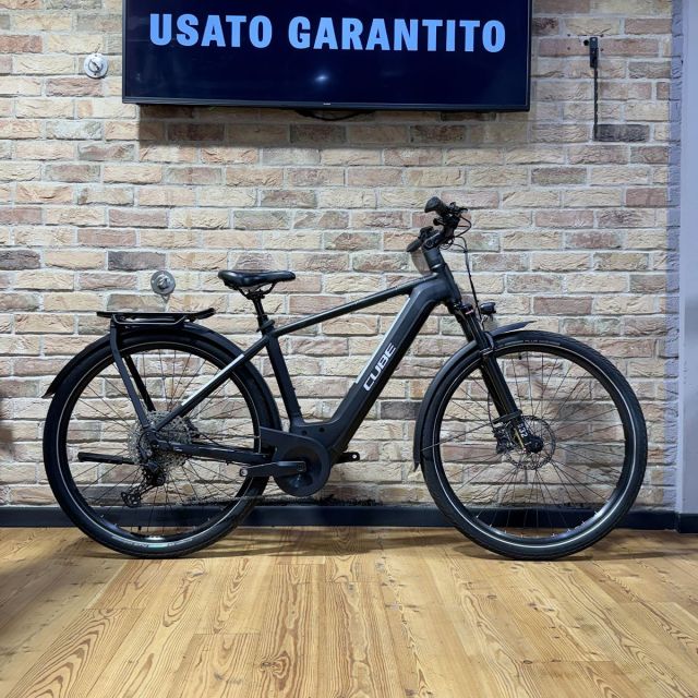 CUBE KATHMANDU EXC 750 tg. S