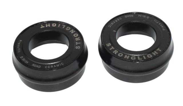 Stronglight Stronglight Movimento centrale Stronglight BB30/24 - sfere standard, nero