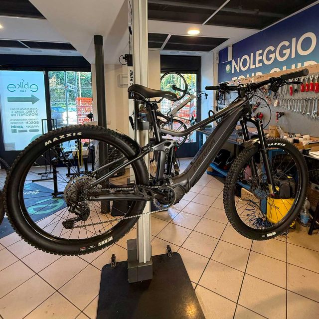 MERIDA e-ONE Forty 400 - Usata - Nero